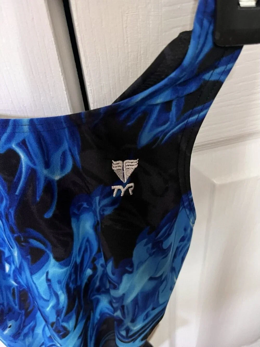 TYR Competition Girl's Durafast Blue Electro Diamondfit Swimsuit Sz 24 (M; 7/8)